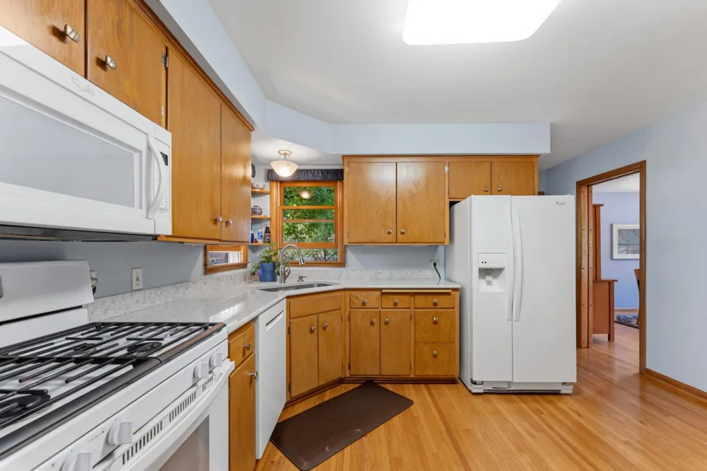 100 Turnpike Road Golden Valley, MN 55416