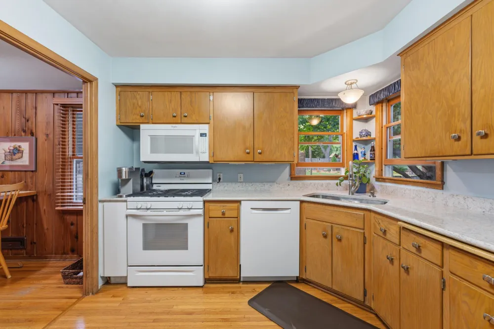 100 Turnpike Road Golden Valley, MN 55416