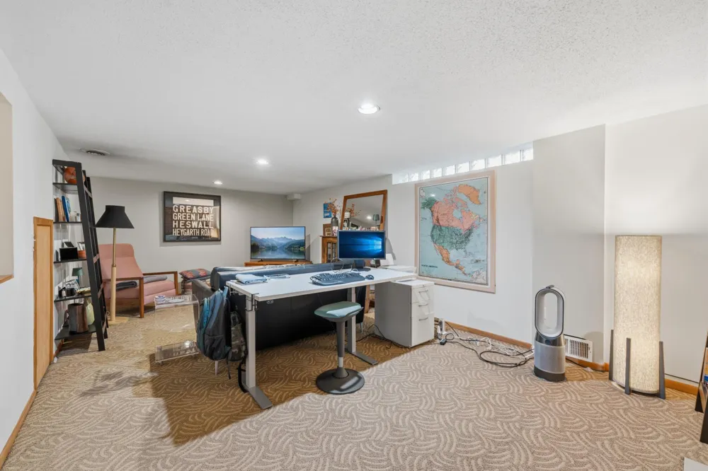 100 Turnpike Road Golden Valley, MN 55416