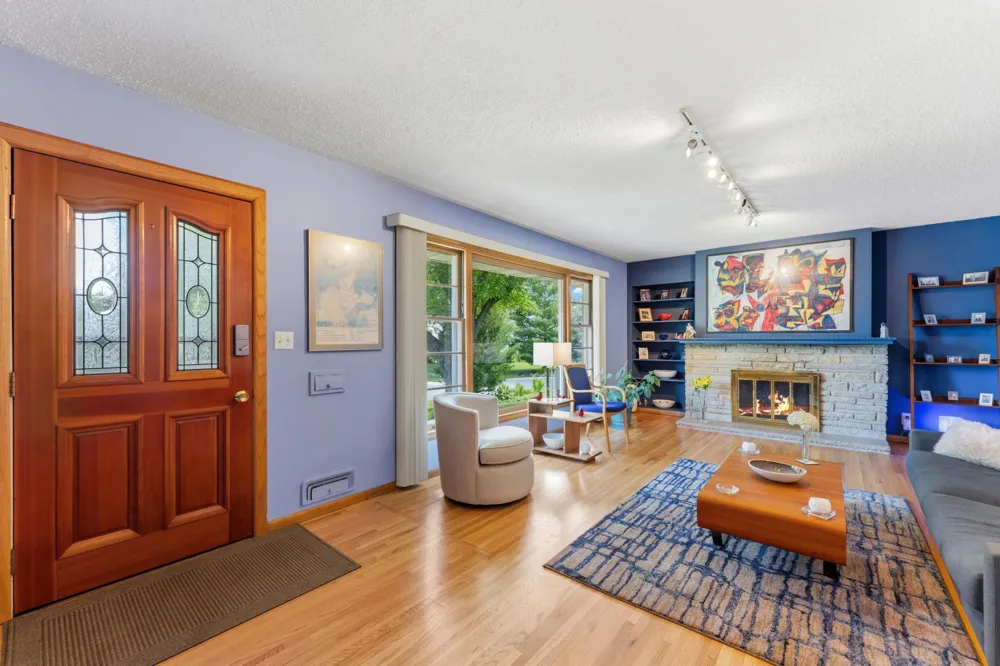 100 Turnpike Road Golden Valley, MN 55416
