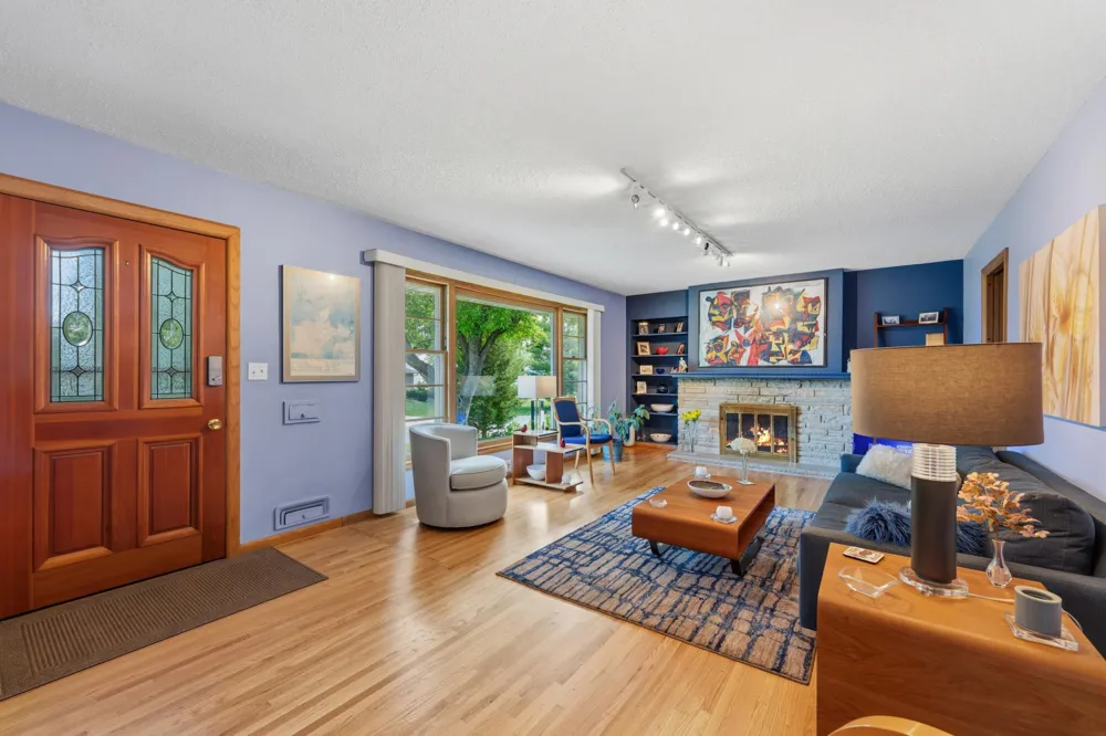 100 Turnpike Road Golden Valley, MN 55416