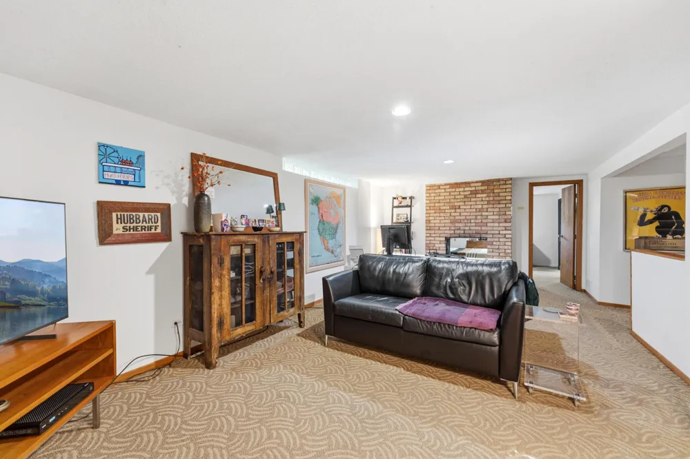 100 Turnpike Road Golden Valley, MN 55416