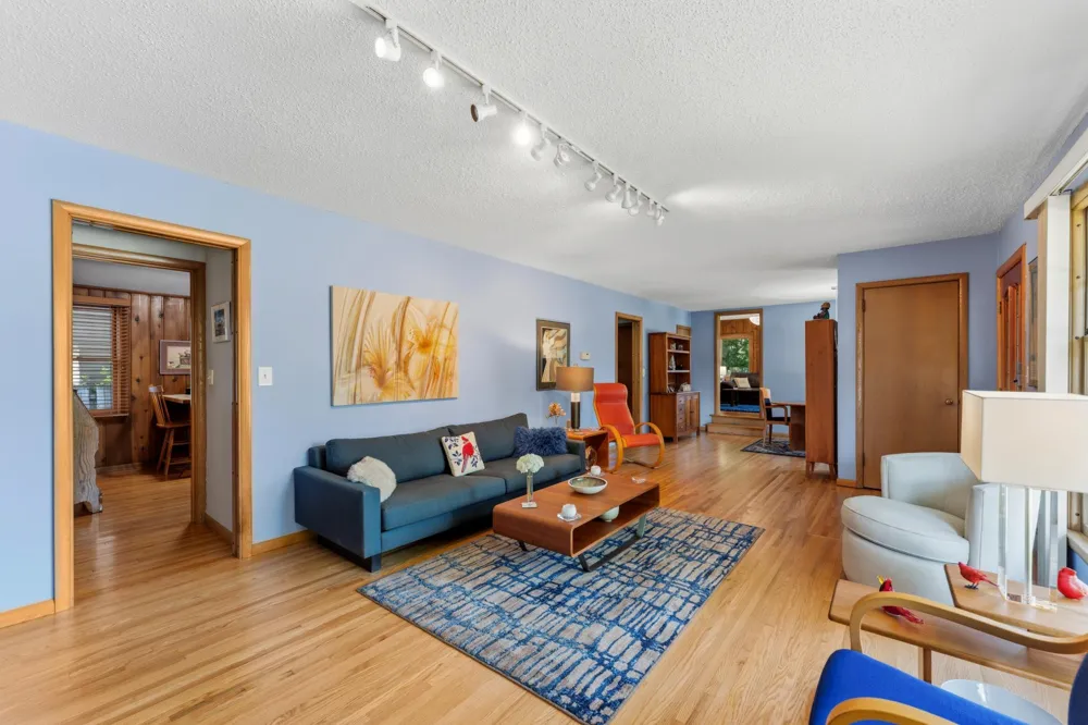 100 Turnpike Road Golden Valley, MN 55416