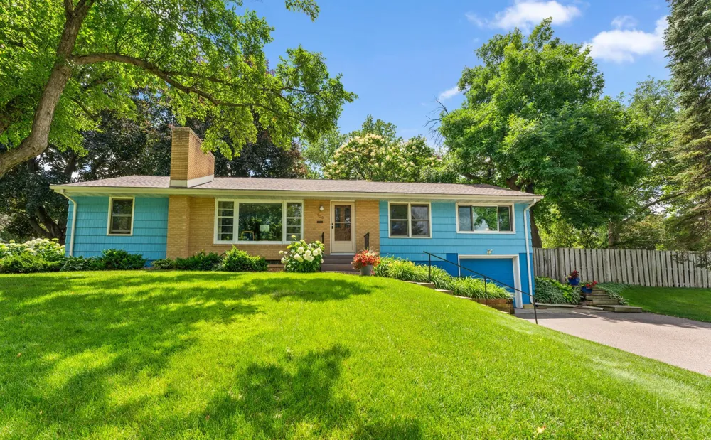 100 Turnpike Road Golden Valley, MN 55416