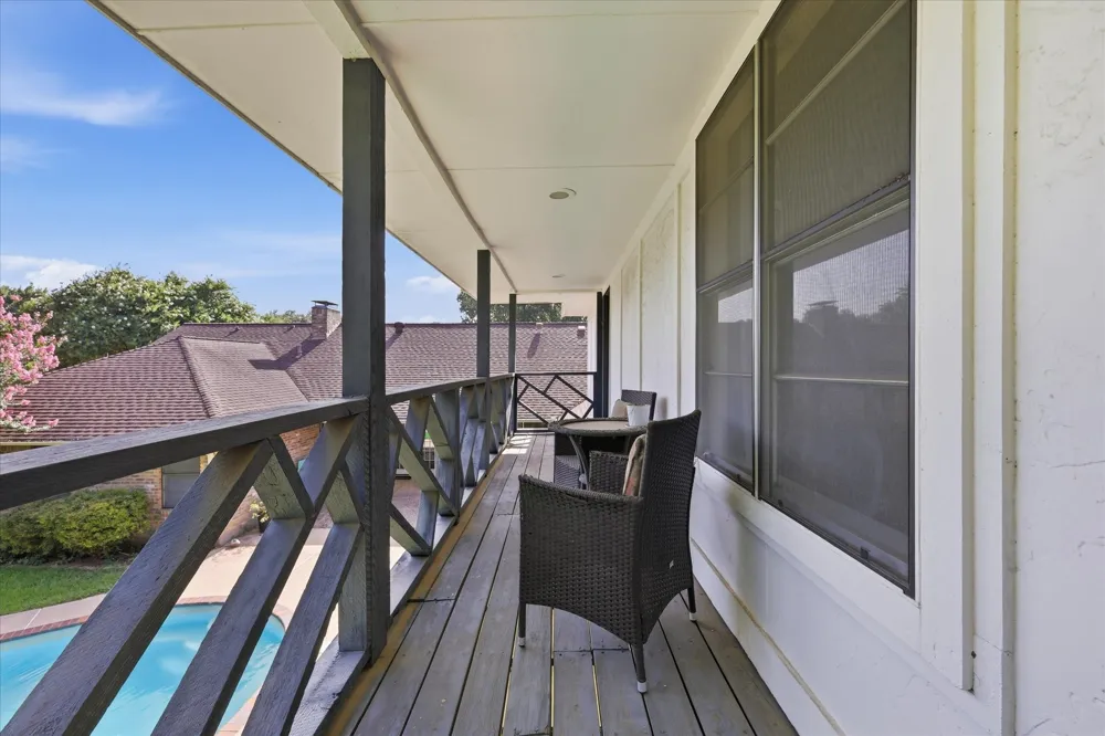 1116 Spring Lake Drive Duncanville, TX 75137