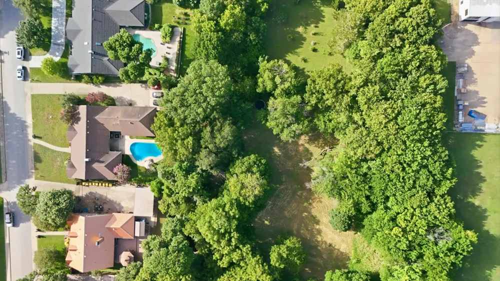 1116 Spring Lake Drive Duncanville, TX 75137