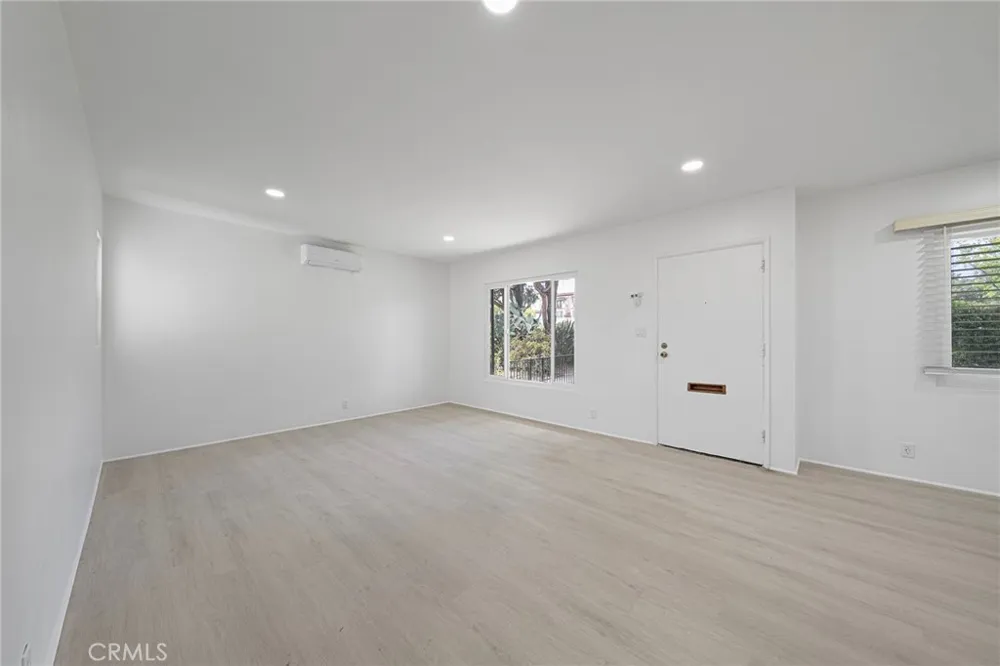 9050 Huntington Drive San Gabriel, CA 91775