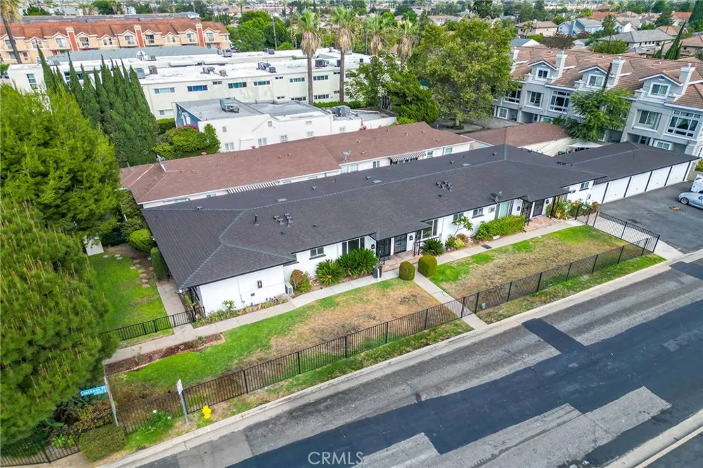9050 Huntington Drive San Gabriel, CA 91775