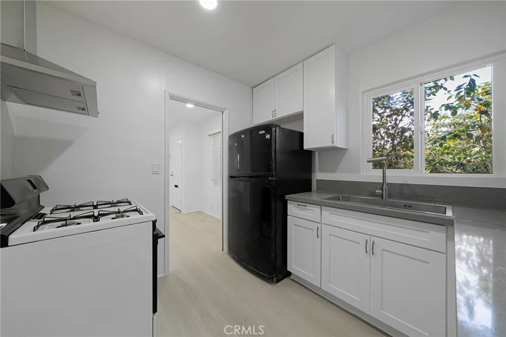 9050 Huntington Drive San Gabriel, CA 91775