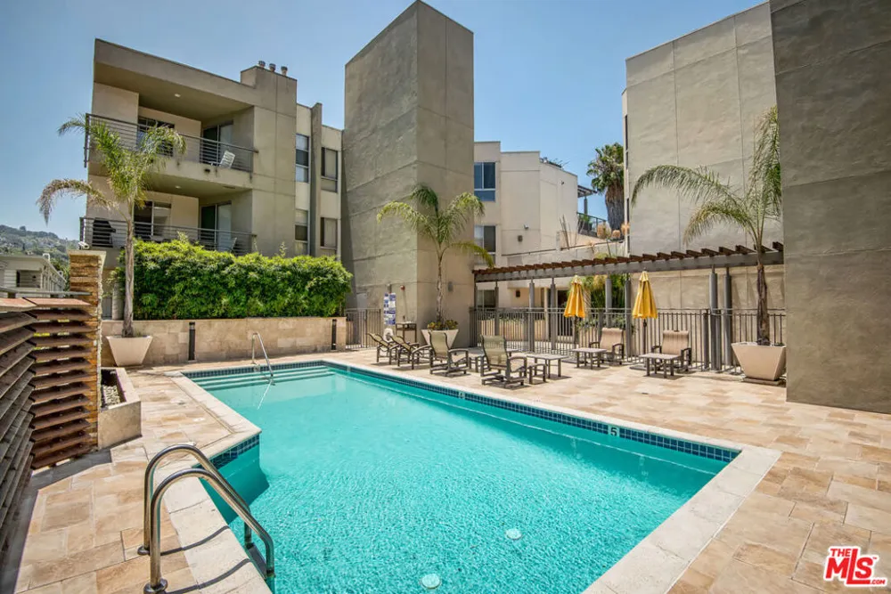 4180 Fair Avenue #206 Studio City, CA 91602