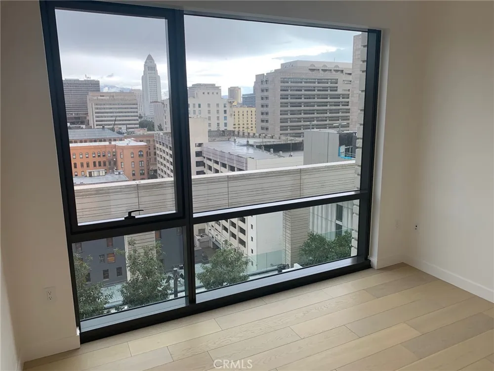 400 S. Broadway Los Angeles, CA 90013
