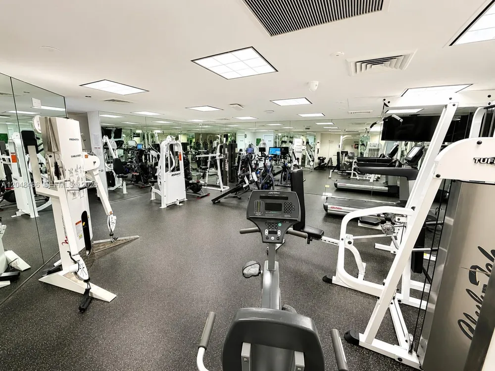 20191 E Country Club Dr #2601 Aventura, FL 33180