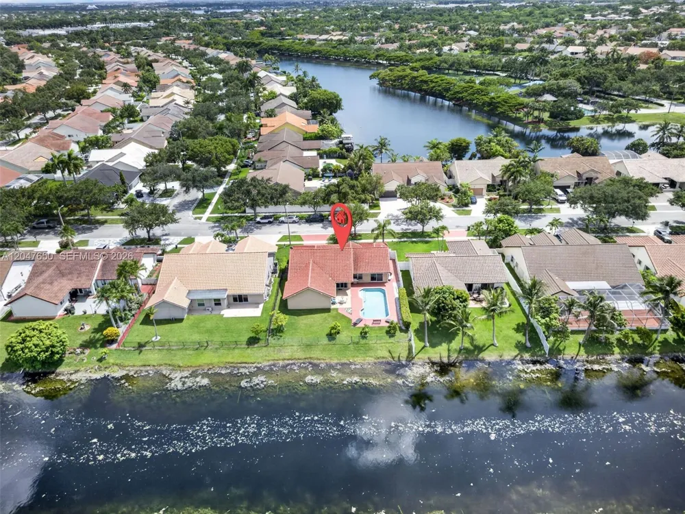 16203 NW 8th Dr Pembroke Pines, FL 33028