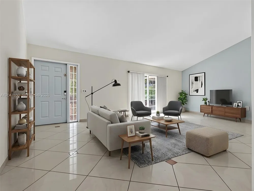 16203 NW 8th Dr Pembroke Pines, FL 33028