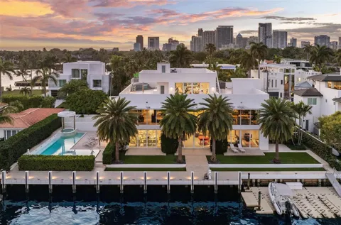500 Isle Of Capri Drive