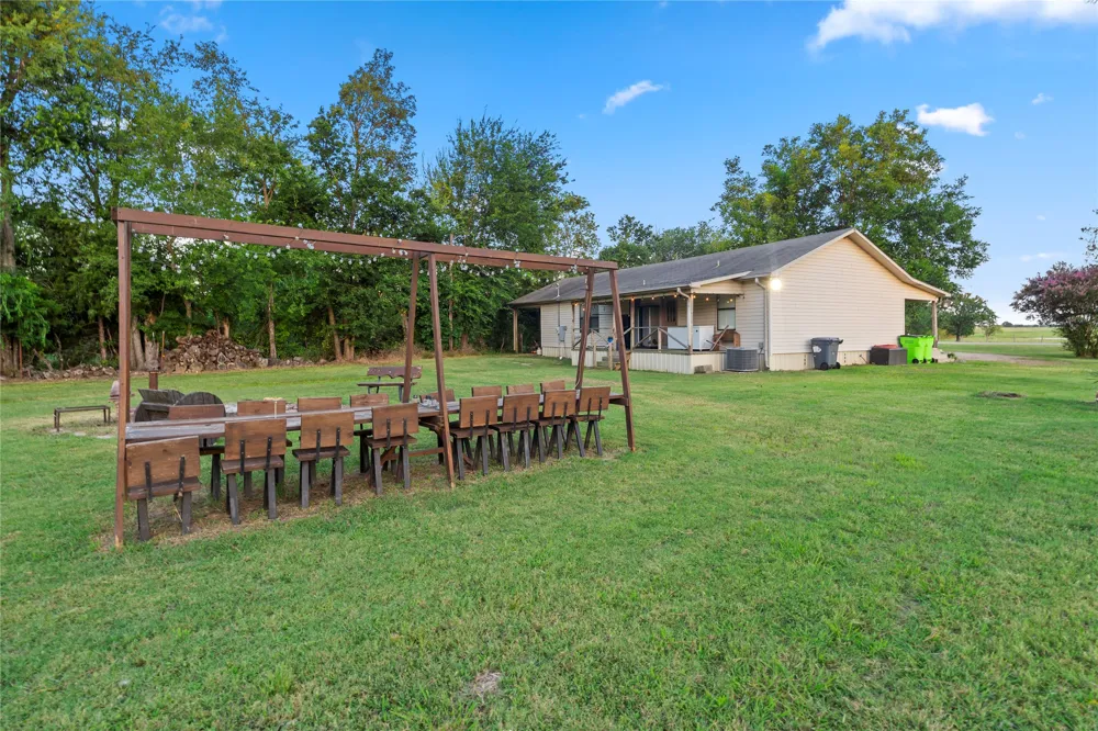 15197 Farm Road 71 E Sulphur Bluff, TX 75481