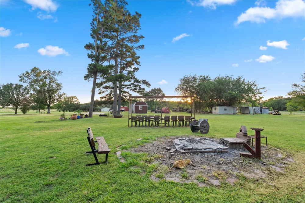 15197 Farm Road 71 E Sulphur Bluff, TX 75481