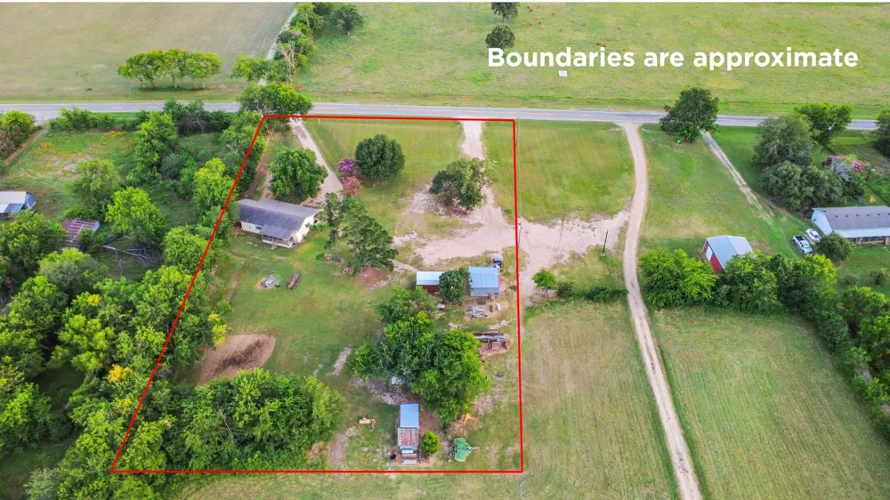15197 Farm Road 71 E Sulphur Bluff, TX 75481
