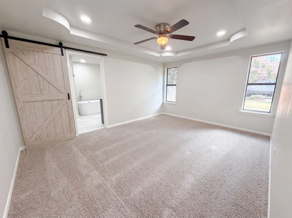 127 Jason Drive Red Oak, TX 75154