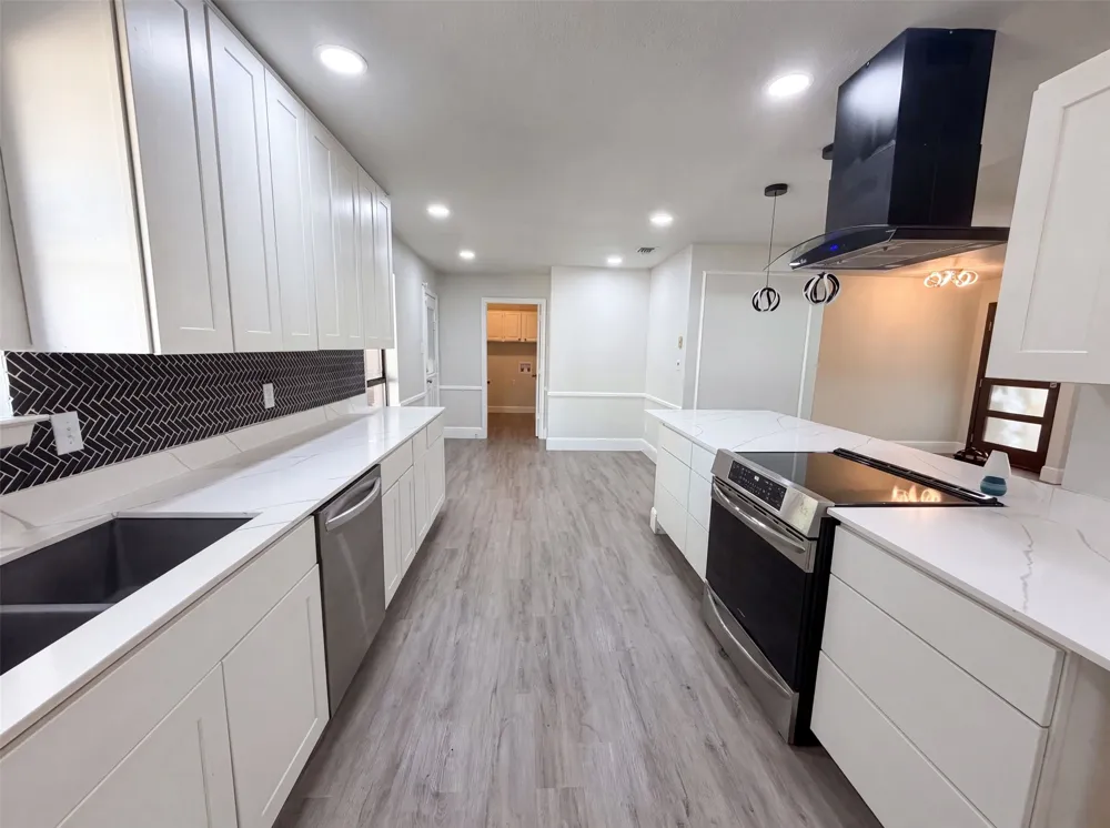 127 Jason Drive Red Oak, TX 75154