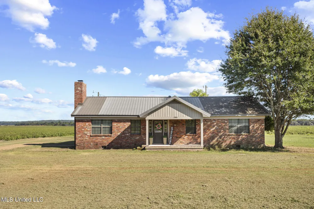 13900 Eagle Bend Road Yazoo City, MS 39194