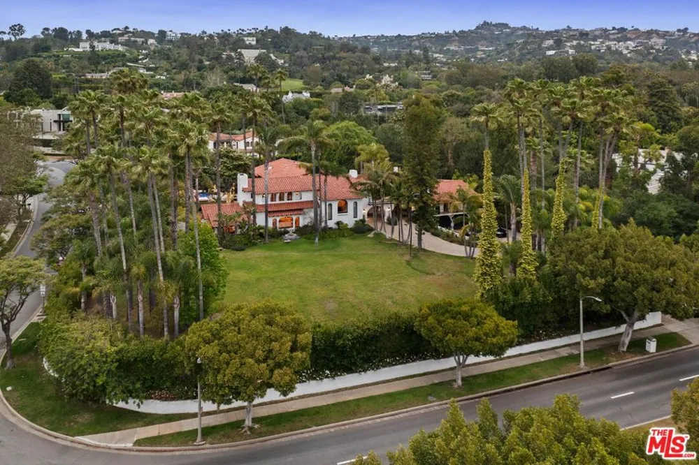 9451 Sunset Boulevard Beverly Hills, CA 90210