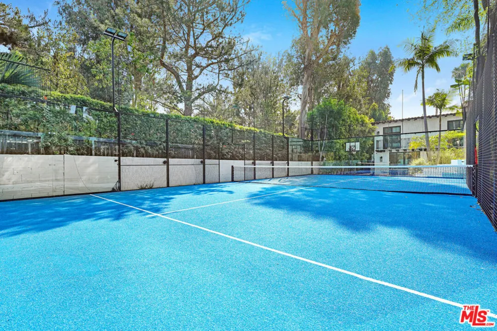 9451 Sunset Boulevard Beverly Hills, CA 90210