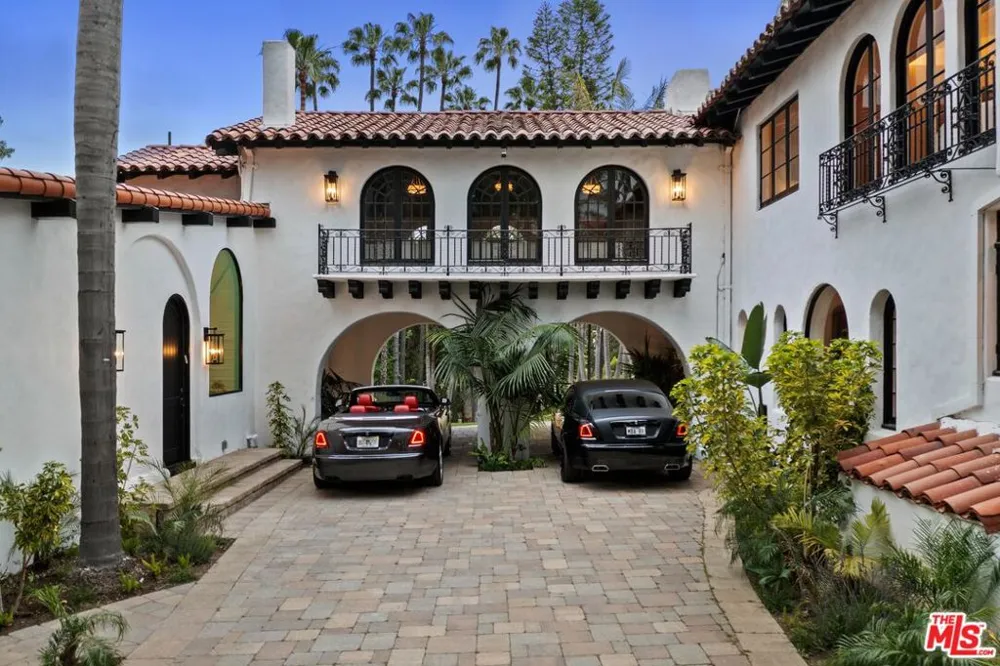 9451 Sunset Boulevard Beverly Hills, CA 90210
