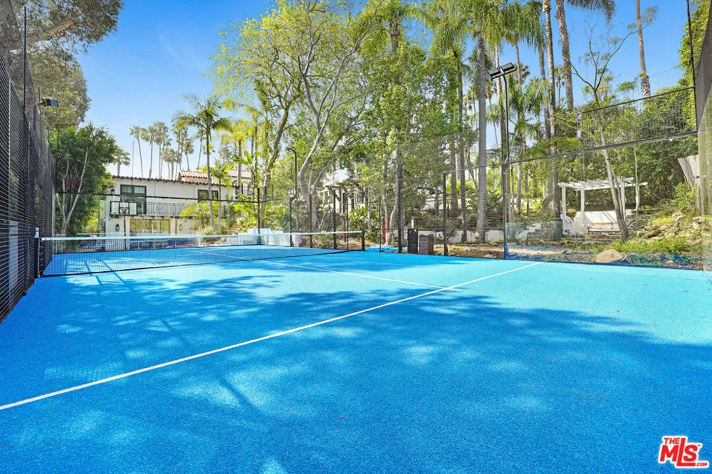 9451 Sunset Boulevard Beverly Hills, CA 90210