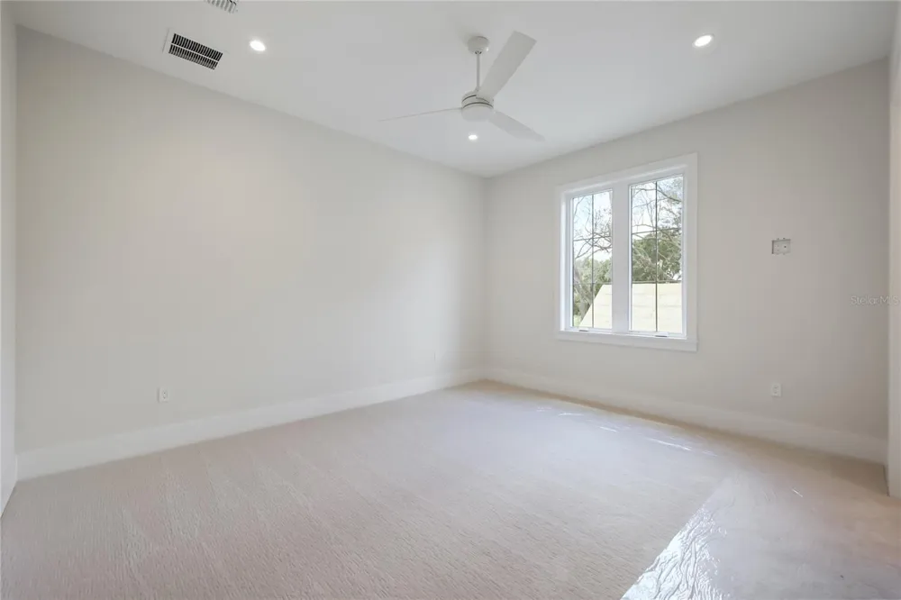 1134 PRADO LANE Oakland, FL 34787