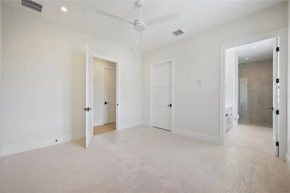 1134 PRADO LANE Oakland, FL 34787