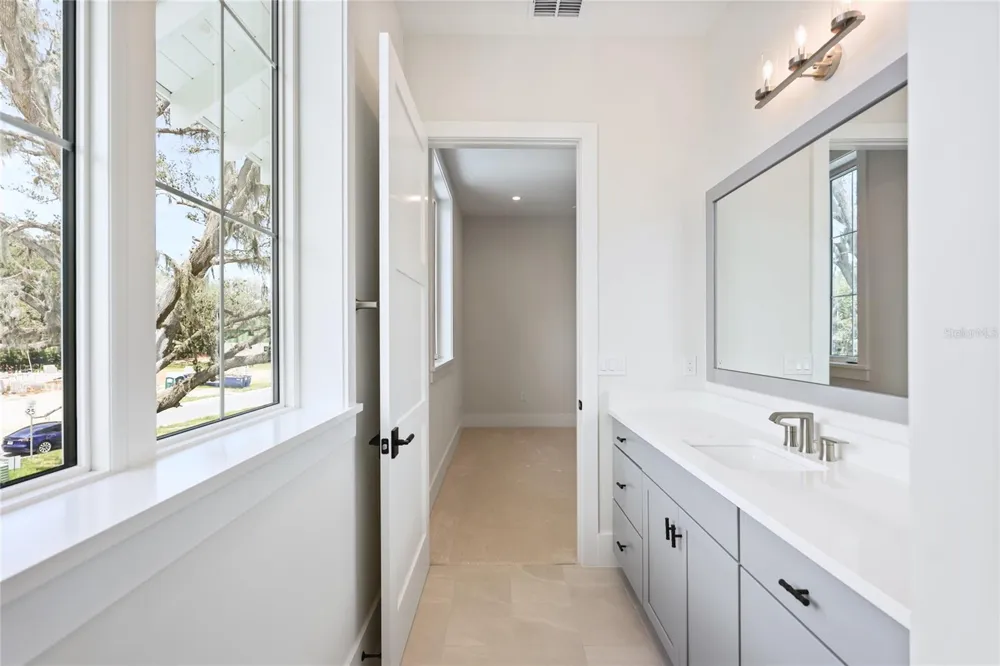 1134 PRADO LANE Oakland, FL 34787