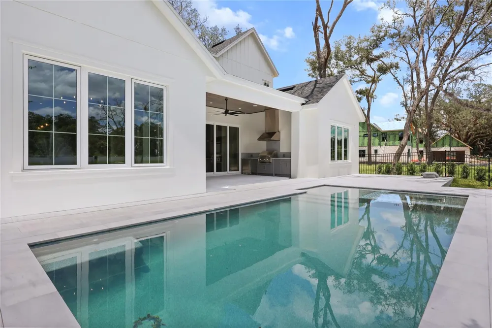 1134 PRADO LANE Oakland, FL 34787