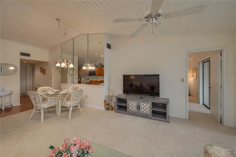 8203 VILLAGE DRIVE #H-23 Lake Wales, FL 33898
