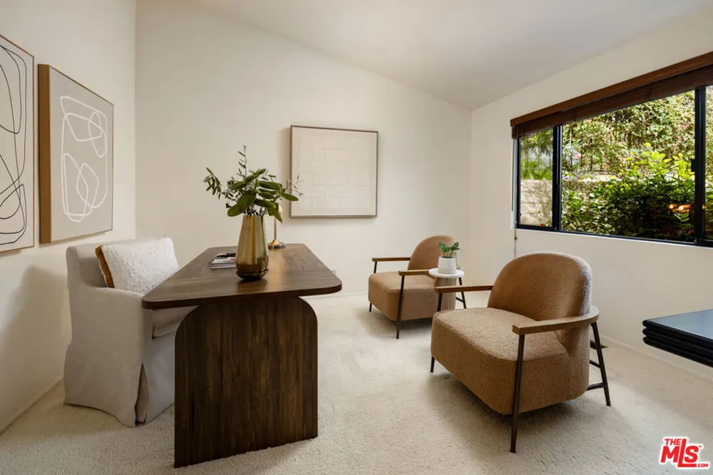 2041 Paseo Almeria Santa Barbara, CA 93103