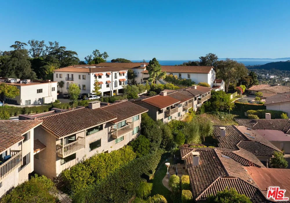 2041 Paseo Almeria Santa Barbara, CA 93103
