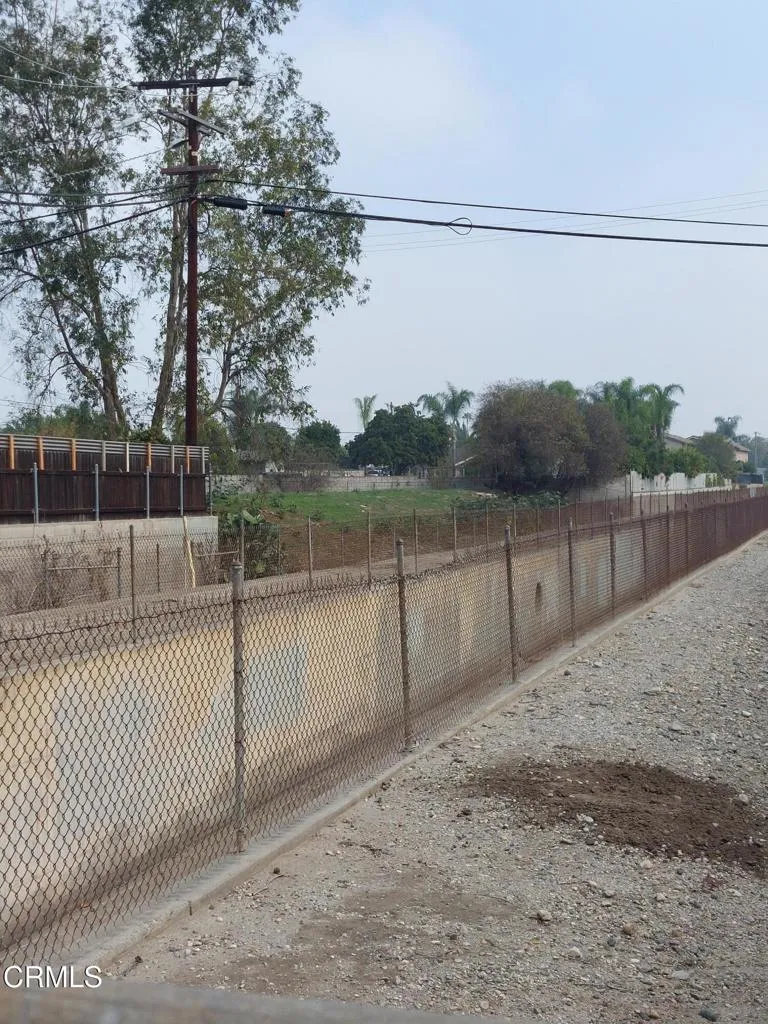 512 Peckam Drive La Puente, CA 91746
