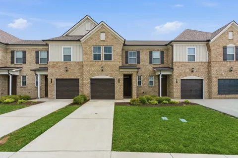 273 Netherlands Blvd