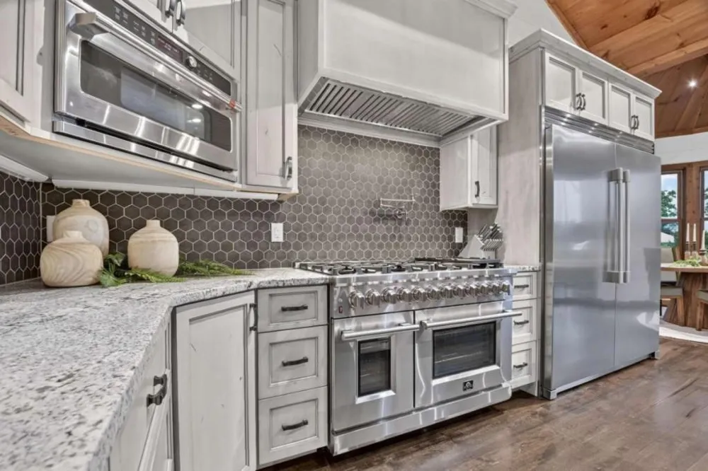 66 Rome Point Blue Ridge, GA 30513
