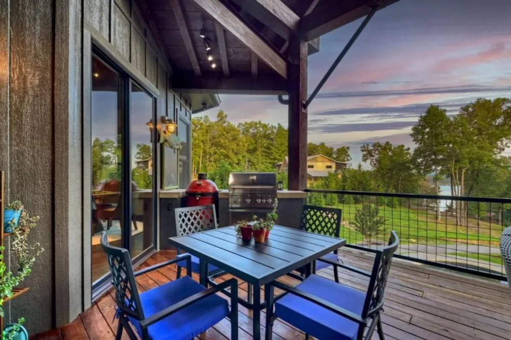 66 Rome Point Blue Ridge, GA 30513