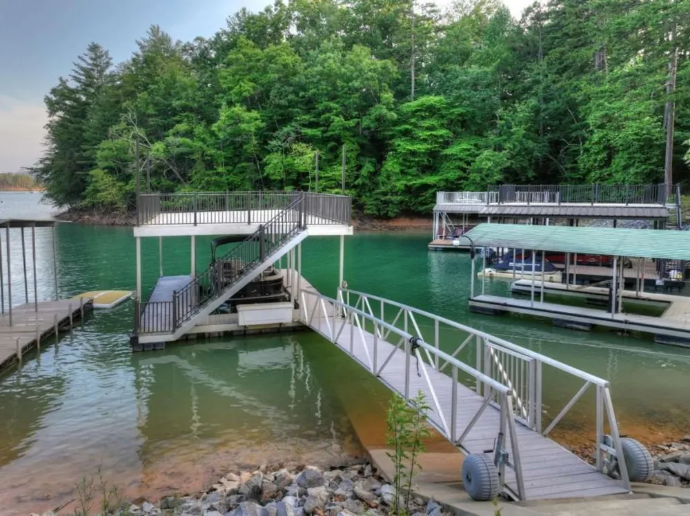 66 Rome Point Blue Ridge, GA 30513