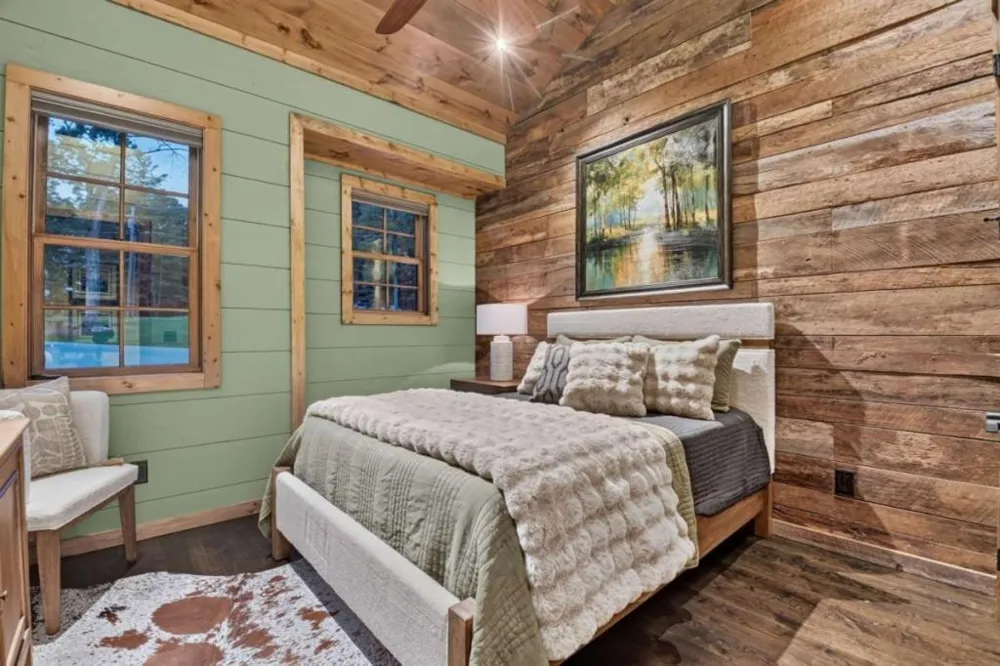 66 Rome Point Blue Ridge, GA 30513