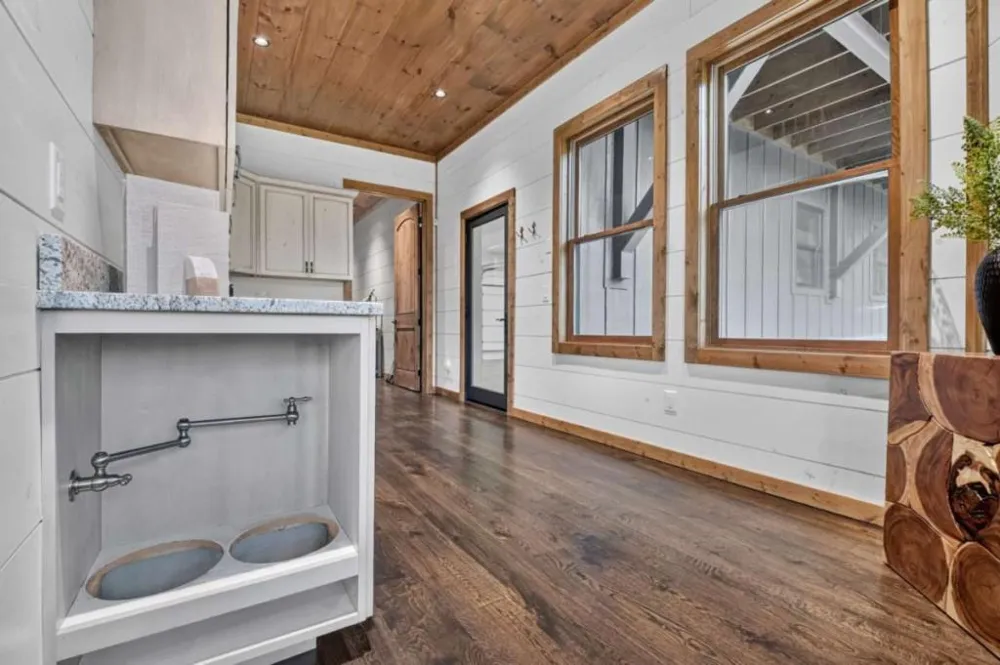 66 Rome Point Blue Ridge, GA 30513
