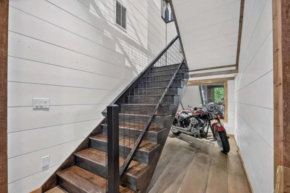 66 Rome Point Blue Ridge, GA 30513
