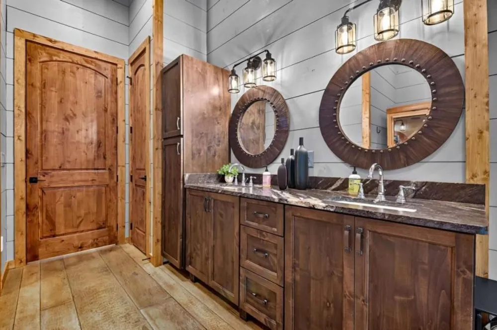 66 Rome Point Blue Ridge, GA 30513
