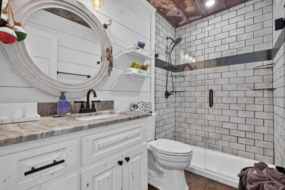 66 Rome Point Blue Ridge, GA 30513