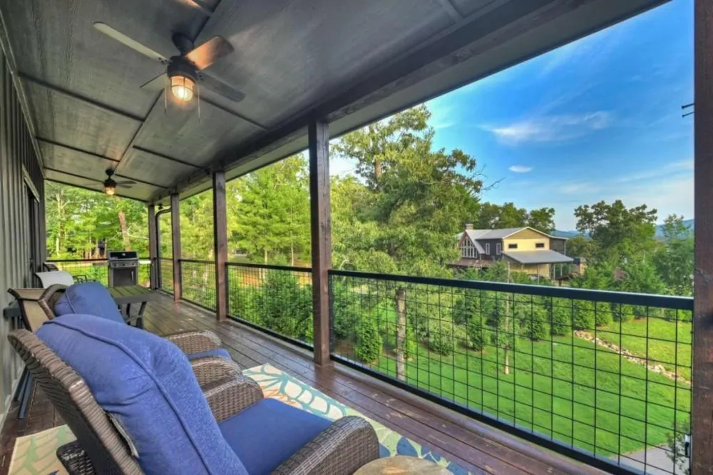 66 Rome Point Blue Ridge, GA 30513