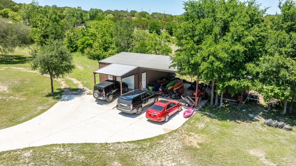 475 Magic Valley Bluff Dale, TX 76433