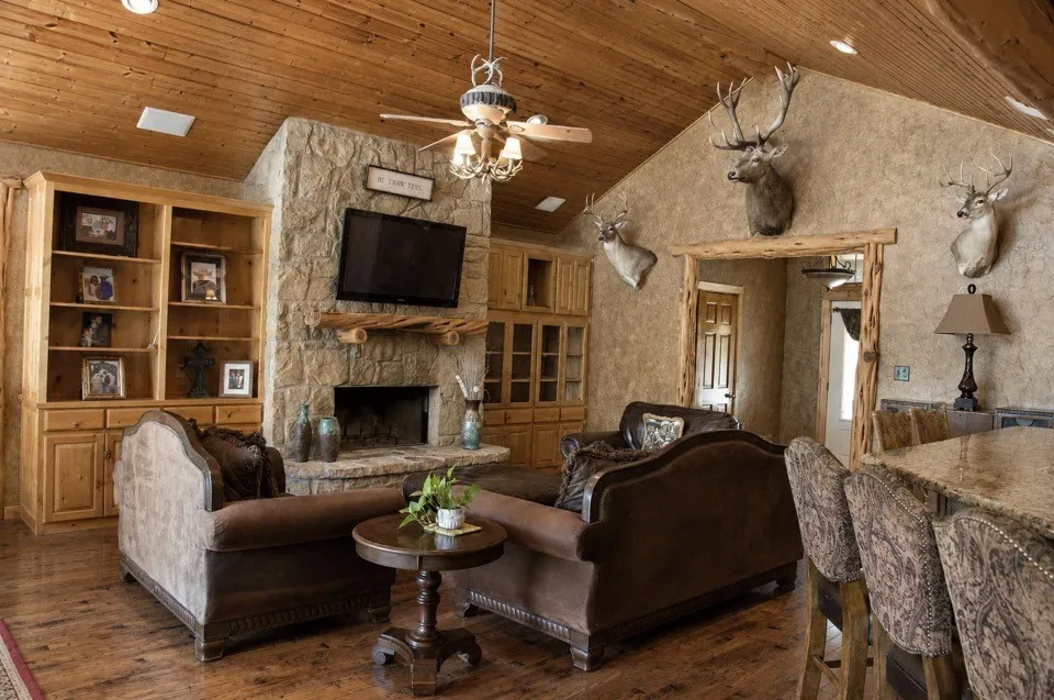 475 Magic Valley Bluff Dale, TX 76433