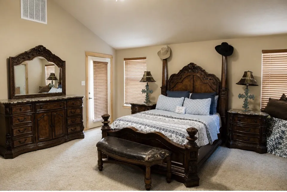 475 Magic Valley Bluff Dale, TX 76433